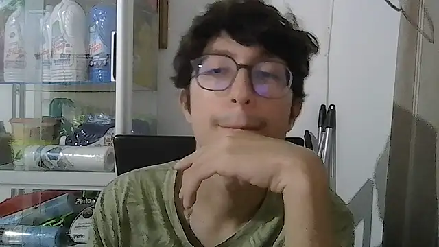 Snapshot of Kevintdx chatting on 09.29.25 Kevintdx online show from 09.29.25