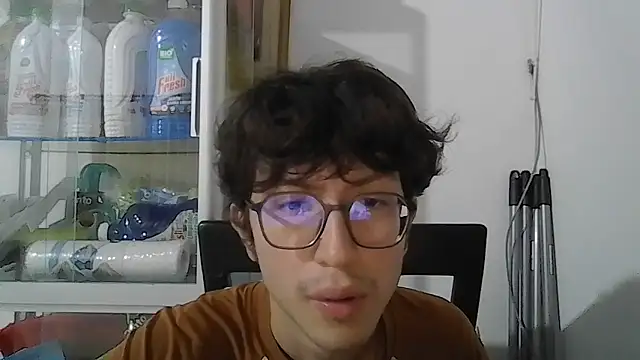 Snapshot of Kevintdx chatting on 10.09.25 Kevintdx online show from 10.09.25