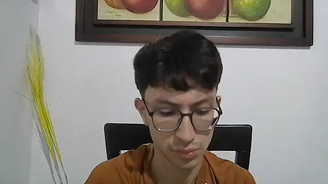 Snapshot of Kevintdx chatting on 10.24.25 Kevintdx online show from 10.24.25