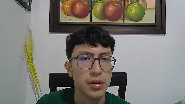 Snapshot of Kevintdx chatting on 10.30.25 Kevintdx online show from 10.30.25