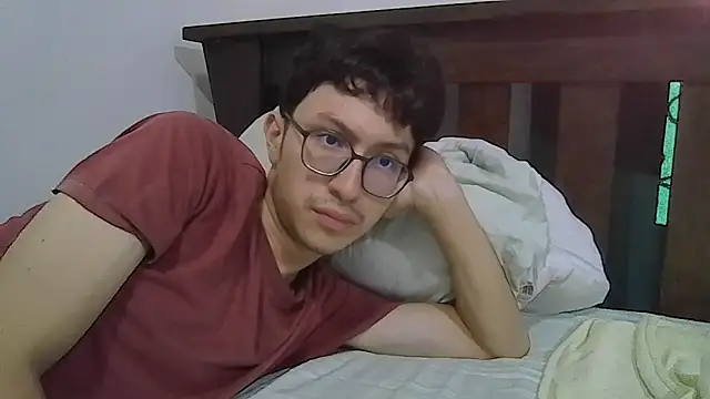 Snapshot of Kevintdx chatting on 11.07.25 Kevintdx online show from 11.07.25