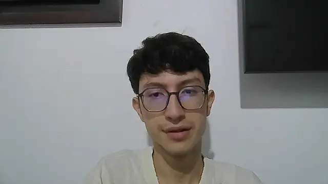 Snapshot of Kevintdx chatting on 11.15.25 Kevintdx online show from 11.15.25