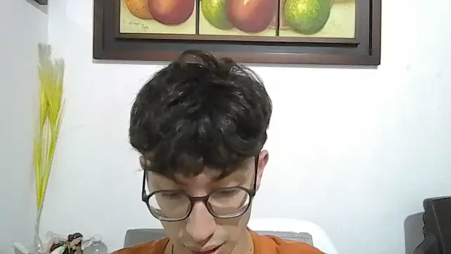 Snapshot of Kevintdx chatting on 12.03.25 Kevintdx online show from 12.03.25