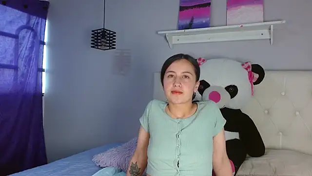 Zaaida  online show from 10.22.25