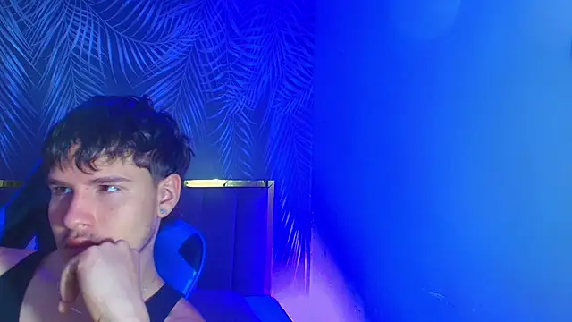 Snapshot of SEXYBOY_VC chatting on 10.01.25 SEXYBOY VC online show from 10.01.25