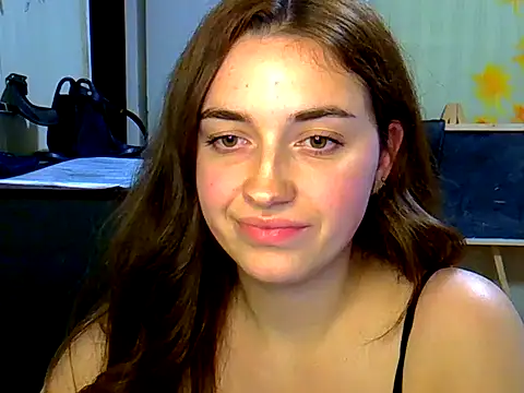 Snapshot of daniella_brun chatting on 10.19.25 daniella brun online show from 10.19.25