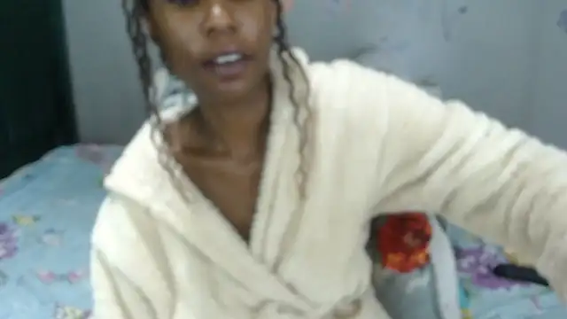 Snapshot of blueyXxX chatting on 09.29.25 blueyXxX online show from 09.29.25