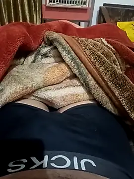 Snapshot of xerxusi chatting on 10.09.25 xerxusi online show from 10.09.25