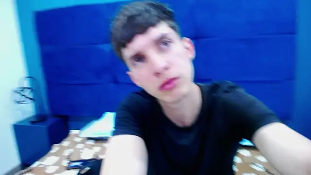 Jheampiiero online show from 09.20.25