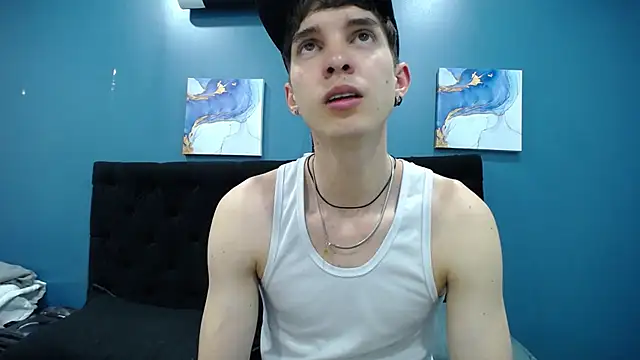 Jheampiiero online show from 10.31.25