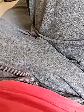 Snapshot of OGUZOZAN chatting on 09.14.25 OGUZOZAN online show from 09.14.25