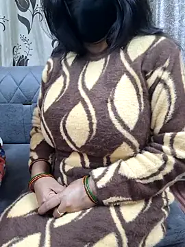 Delhi Couple BlowjobFuck online show from 12.04.25