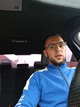 Necunoscutul001 online show from 09.27.25