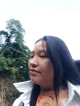 MuiNay online show from 10.27.25