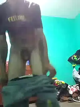 Snapshot of TragicAirplane168 chatting on 10.19.25 TragicAirplane168 online show from 10.19.25