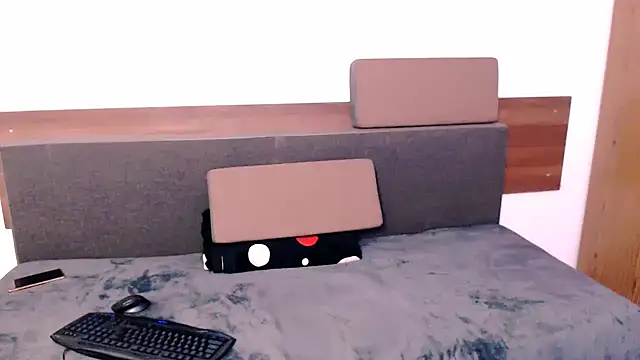 Snapshot of AMOURSWEET2025 chatting on 10.08.25 AMOURSWEET2025 online show from 10.08.25