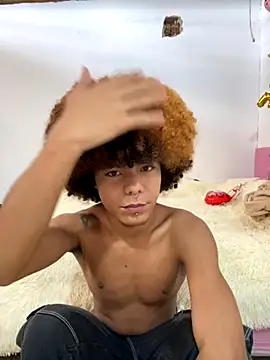 Alexis Spicter online show from 12.04.25