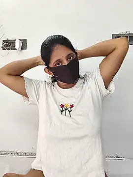 Snapshot of Your-Vedika chatting on 09.24.25 Your-Vedika online show from 09.24.25