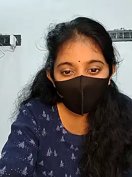 Snapshot of Your-Vedika chatting on 10.08.25 Your-Vedika online show from 10.08.25