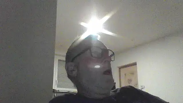 Snapshot of davv28 chatting on 09.12.25 davv28 online show from 09.12.25