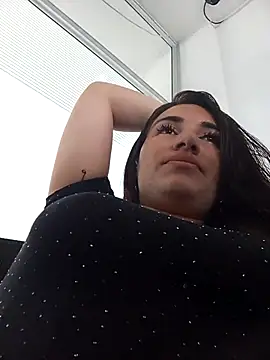 Snapshot of xxx_Alice_ chatting on 10.26.25 xxx Alice  online show from 10.26.25