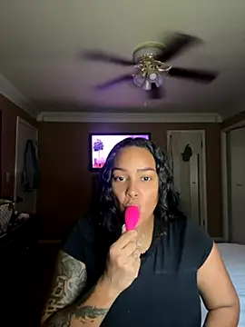 Snapshot of Sexilexiprincess chatting on 09.28.25 Sexilexiprincess online show from 09.28.25