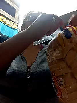 Lady 16 online show from 12.02.25