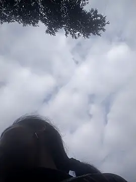 Snapshot of PhamPm70 chatting on 10.11.25 PhamPm70 online show from 10.11.25