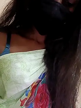 Snapshot of kavya-telugu84 chatting on 09.27.25 kavya-telugu84 online show from 09.27.25