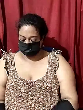 Snapshot of surekha-30 chatting on 10.04.25 surekha-30 online show from 10.04.25