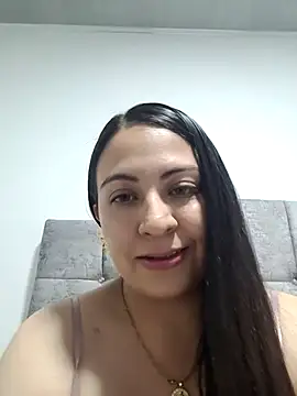 freya 26 online show from 11.22.25