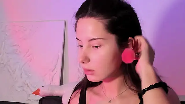 Snapshot of emma_craftt chatting on 09.14.25 emma craftt online show from 09.14.25