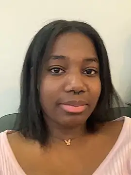 Snapshot of Annia_DH chatting on 10.03.25 Annia DH online show from 10.03.25