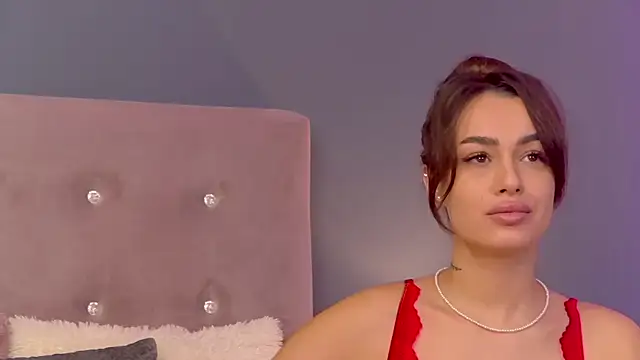 Snapshot of Lana_Lustt chatting on 09.24.25 Lana Lustt online show from 09.24.25