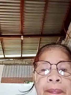 Snapshot of Sweet-Lita50 chatting on 10.18.25 Sweet-Lita50 online show from 10.18.25