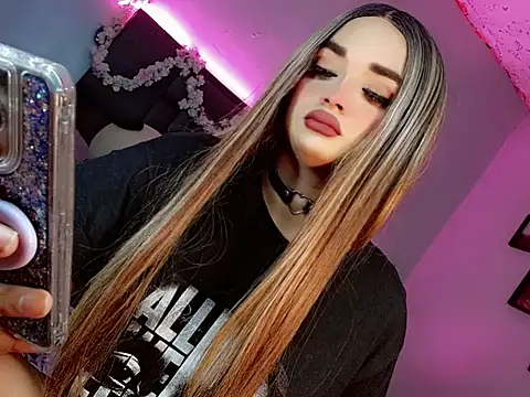 Snapshot of kattie_Sweet_ chatting on 10.27.25 kattie Sweet online show from 10.27.25