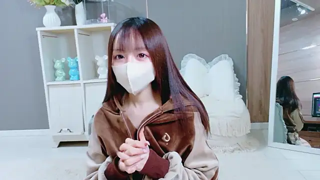 Snapshot of nodoka_chan_ chatting on 10.27.25 nodoka chan  online show from 10.27.25