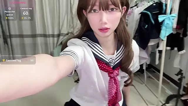 Yiyi-707 online show from 10.14.25