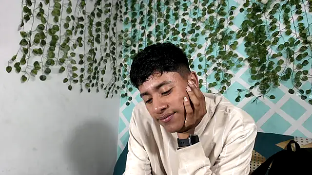 Snapshot of sebas_boys577 chatting on 10.04.25 sebas boys577 online show from 10.04.25