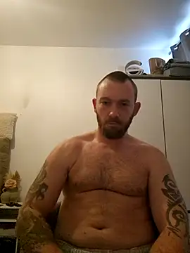 Snapshot of Mikeh609 chatting on 10.23.25 Mikeh609 online show from 10.23.25