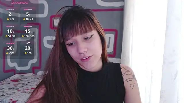 Snapshot of zara_erotik chatting on 09.23.25 zara erotik online show from 09.23.25