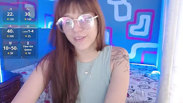 Snapshot of zara_erotik chatting on 09.29.25 zara erotik online show from 09.29.25