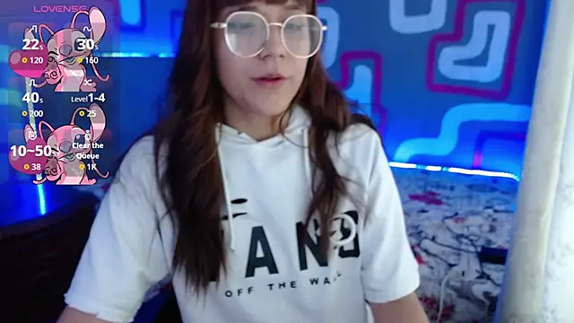 Snapshot of zara_erotik chatting on 10.11.25 zara erotik online show from 10.11.25