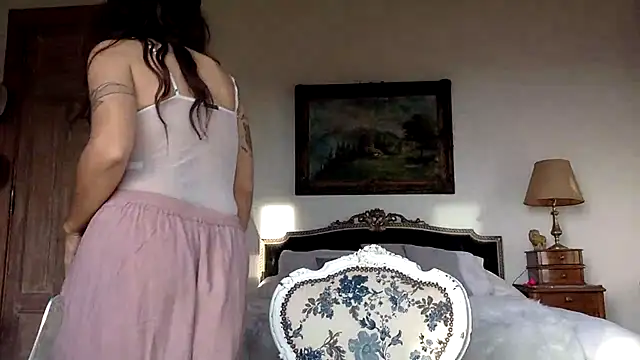 Snapshot of venuslibre chatting on 09.17.25 venuslibre online show from 09.17.25