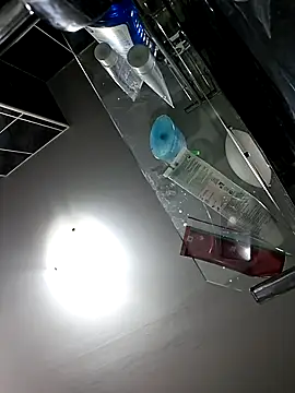 Snapshot of Anayssa_ chatting on 11.16.25 Anayssa online show from 11.16.25