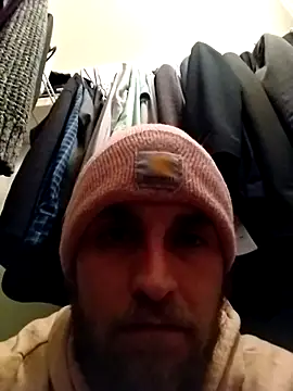 Snapshot of high3ndlowlife chatting on 10.20.25 high3ndlowlife online show from 10.20.25