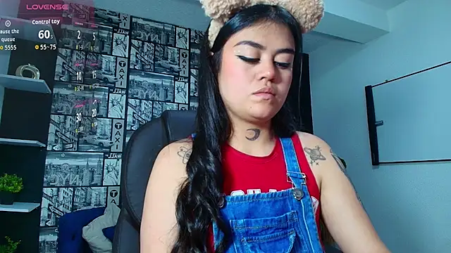 Snapshot of Mia_Morelli_ chatting on 09.25.25 Mia Morelli online show from 09.25.25