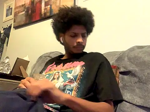 Snapshot of Insurance-03 chatting on 11.22.25 Insurance-03 online show from 11.22.25