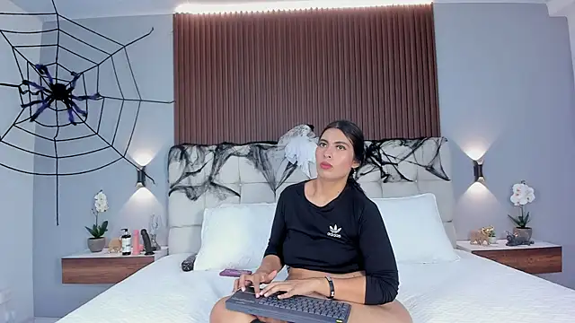 Anny mayyer online show from 10.21.25