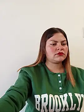 Snapshot of LUCIANA__99 chatting on 10.23.25 LUCIANA 99 online show from 10.23.25